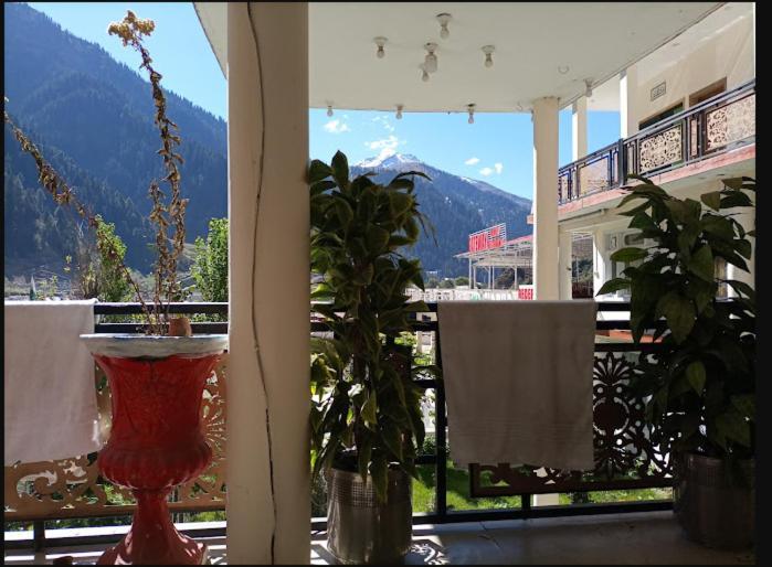 Gateway Hotel Naran Extérieur photo